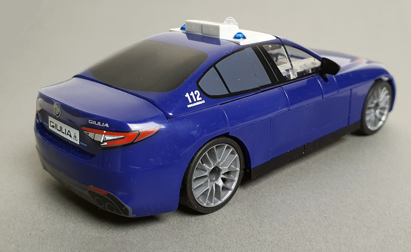 COBI Alfa Romeo Giulia Quadrifoglio Carabinieri 24654 gebaut