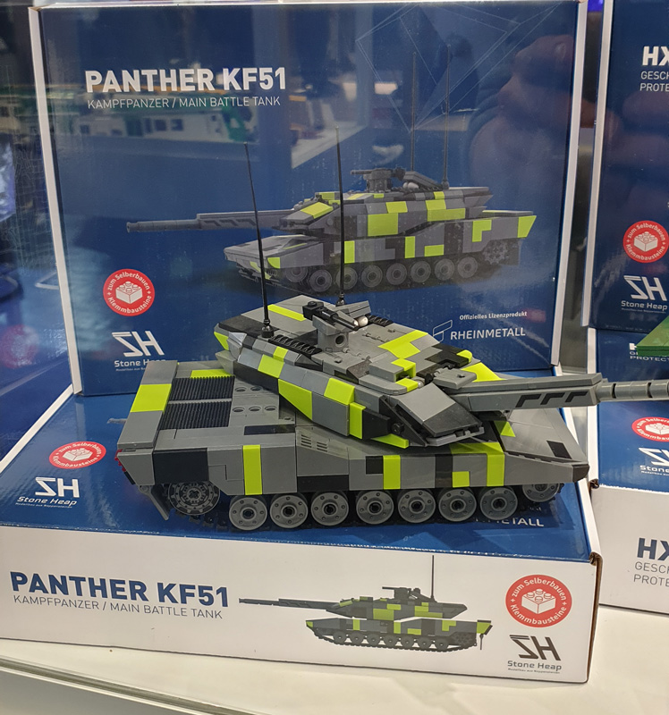 Stone Heap Nürnberger Spielwarenmesse 2026 Militärmodelle