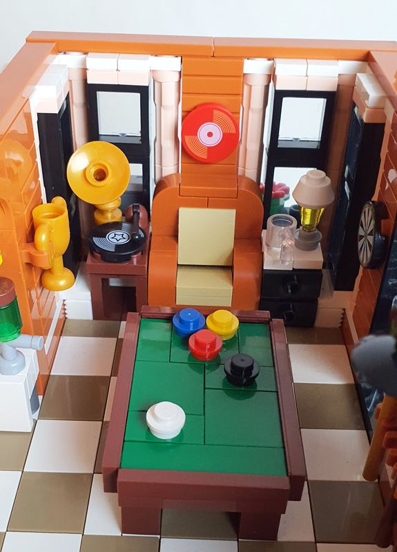 Pantasy Motorcycle Restaurant 85024 gebaut drittes Stockwerk