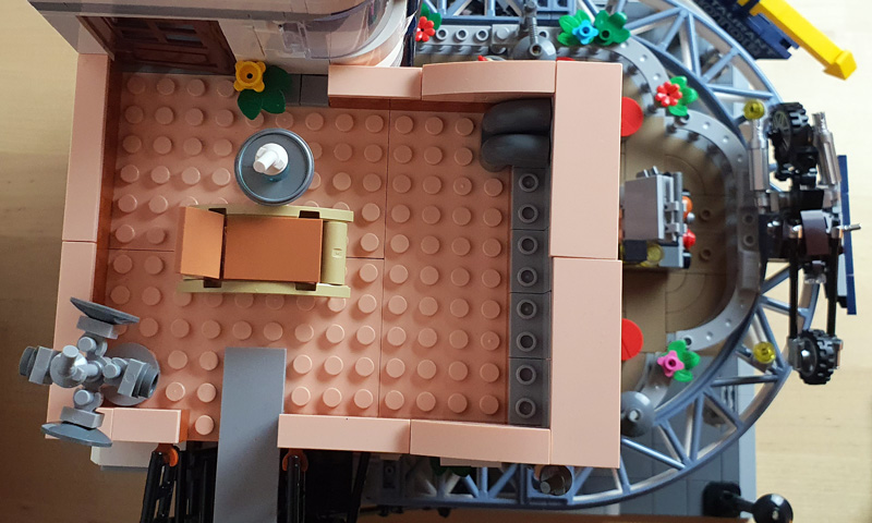 Pantasy Motorcycle Restaurant 85024 gebaut Dachterrase