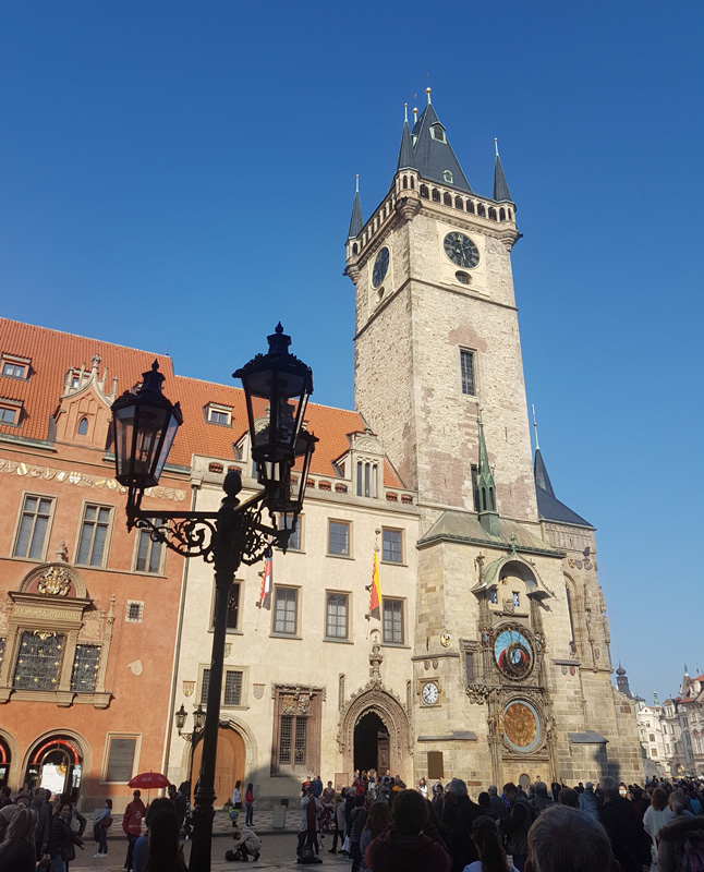 Prag astronomische Uhr und Rathausturm