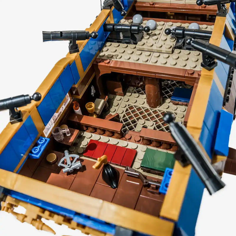 Bluebrixx HMS Bounty 108934