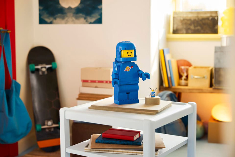LEGO blauer Astronaut Minifigur 40921 Lifestyle
