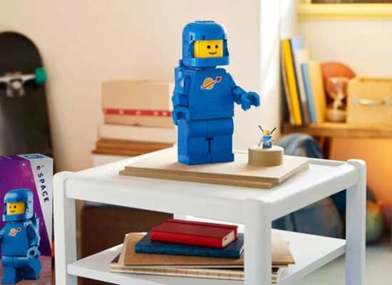Baubare Minifigur des blauen Astronauten bestellbar