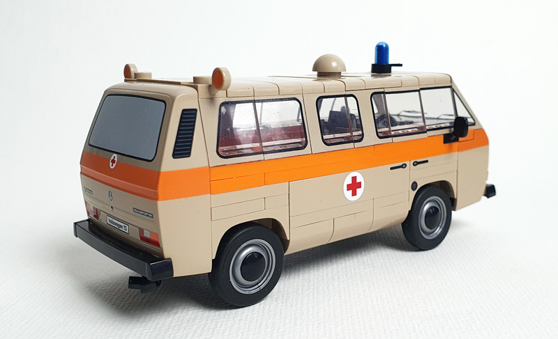 COBI Volkswagen T3 Krankenwagen 24636 gebaut