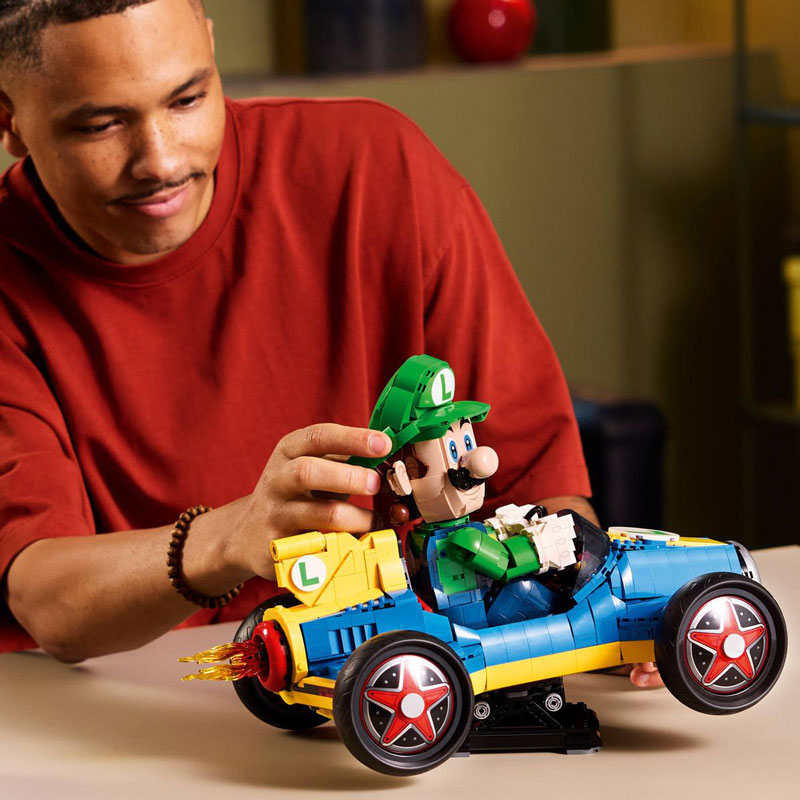 LEGO Super Mario Kart: Luigi & Turboflitzer 72050 Lifestyle