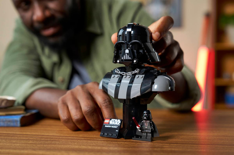LEGO 75439 Darth Vader Büste Lifestyle