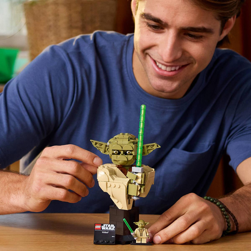 LEGO 75438 Yoda Büste Lifestyle