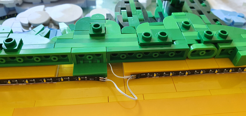 Lumibricks Weizenfeld mit Zypressen 21001 Aufbau Beleuchtung