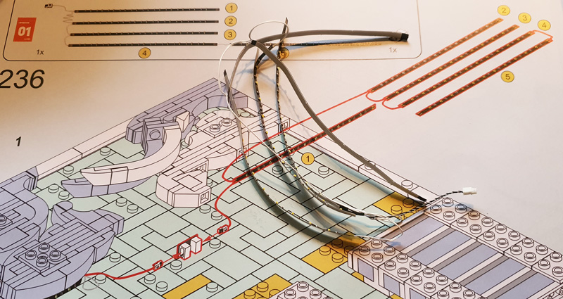 Lumibricks Weizenfeld mit Zypressen 21001 Aufbau Beleuchtung