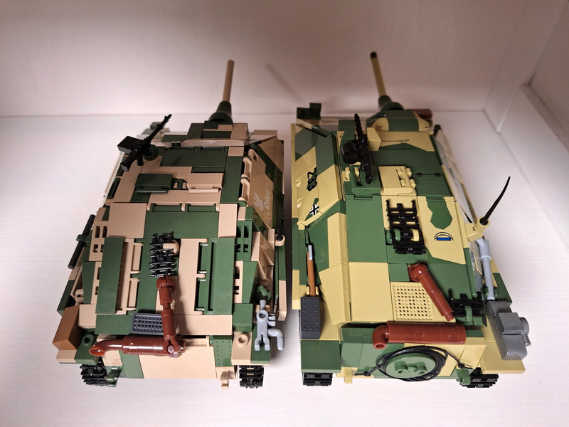 COBI Jagdpanzer 38(t) "Chwat" (Brave) 2670 Vergleich 2558