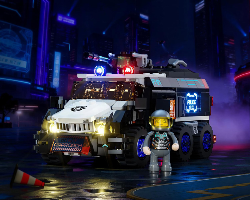 Lumibricks 17008 Cyberpunk Police Transporter