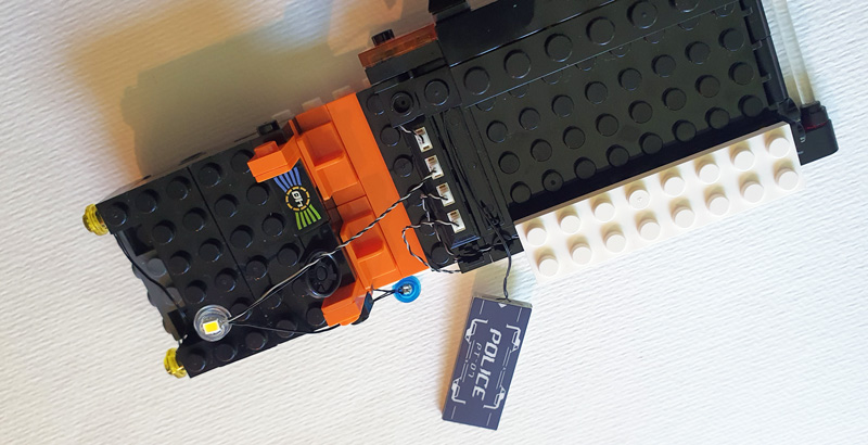 Lumibricks Cyberpunk Urban Convoy 17008 Aufbau