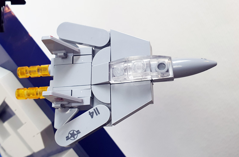 COBI 5925 Top Gun Logo gebaut