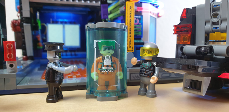 Lumibricks Cyberpunk Police Headquarter 17009 17008 Urban Convoy gebaut 