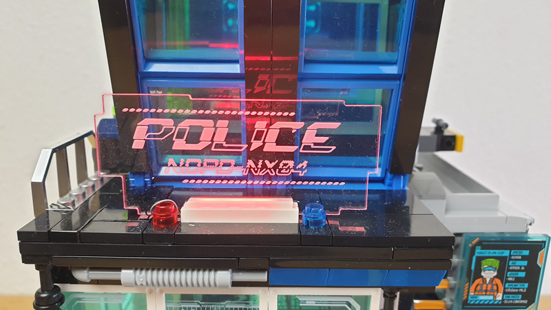 Lumibricks Cyberpunk Police Headquarter 17009 17008 Urban Convoy gebaut