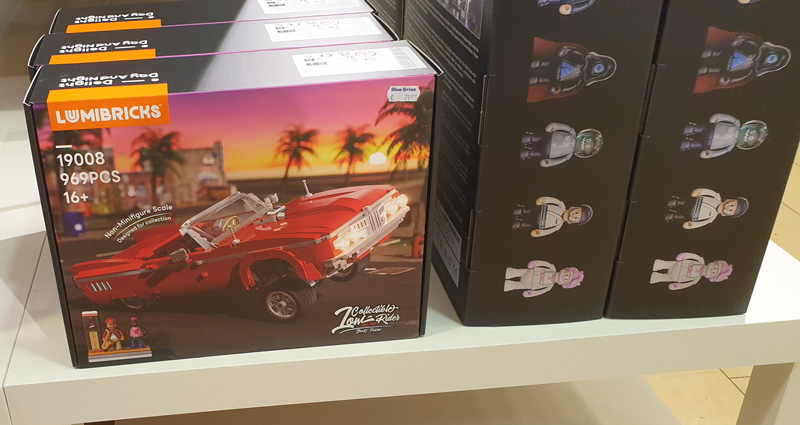 Lumibricks Sets in BlueBrixx Stores