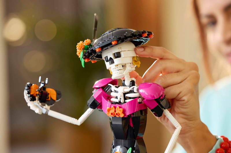 LEGO Set La Catrina 21372 Tag der Toten Lifestyle