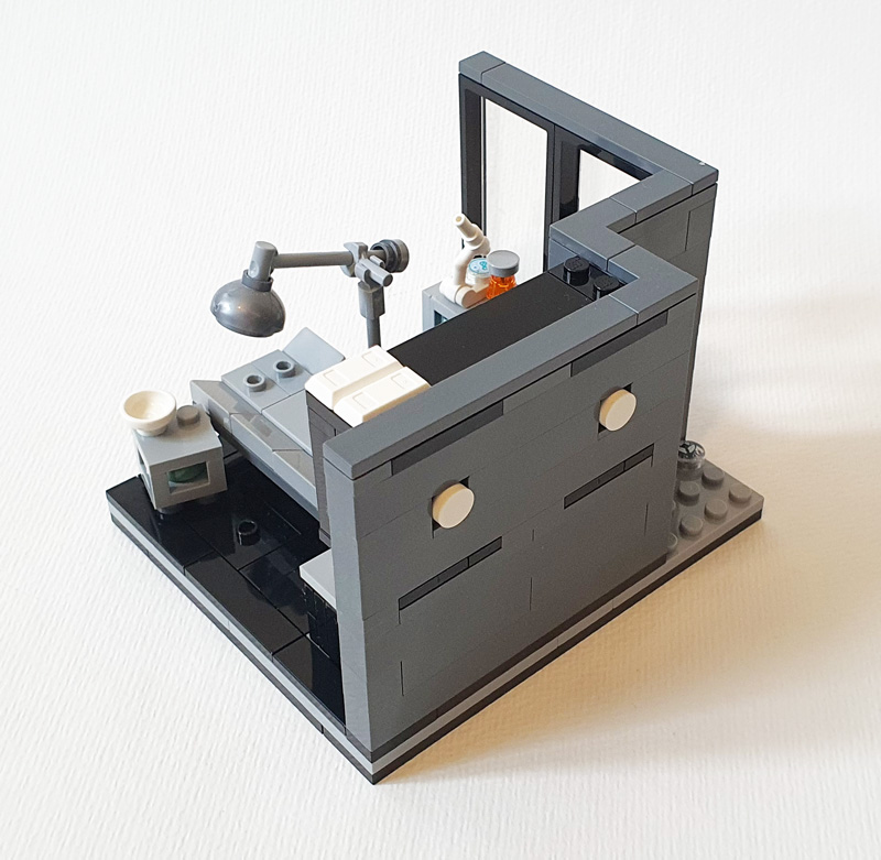 LEGO Scullys Labor 40896 gebaut