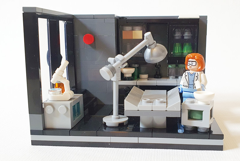 LEGO Scullys Labor 40896 gebaut