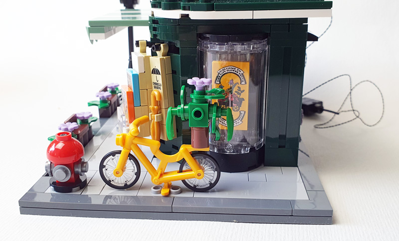 Lumibricks 15001 Newsstand gebaut