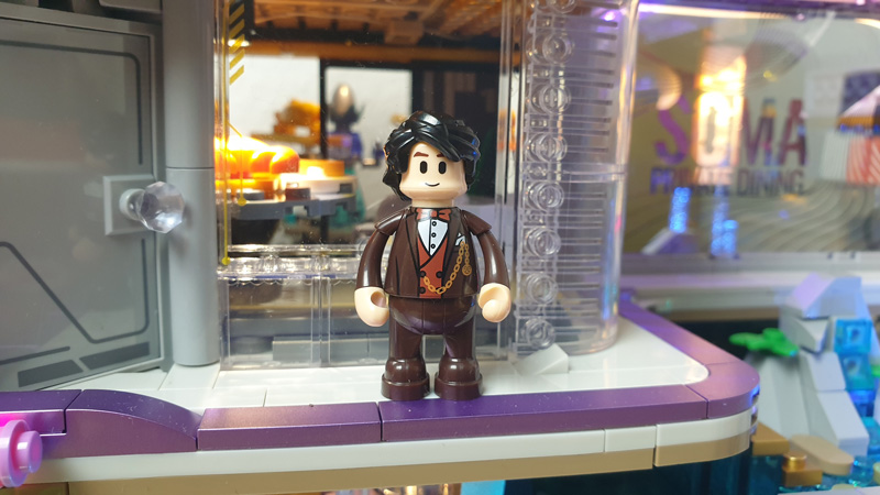 Lumibricks 17013 Cyberpunk Neon Elite Lounge Elias