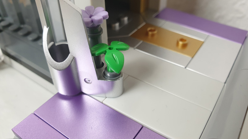 Lumibricks 17013 Cyberpunk Elite Lounge Metallicteile
