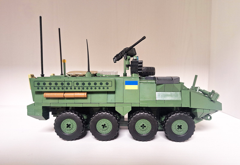 COBI 2635 M1126 Stryker gebaut