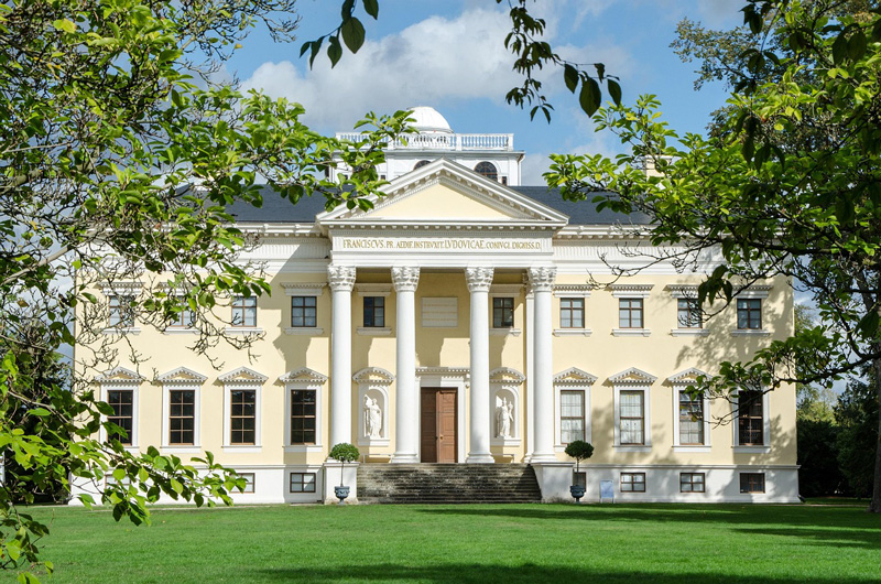 Dessau-Roßlau UNESCO Wörlitzer Schloss