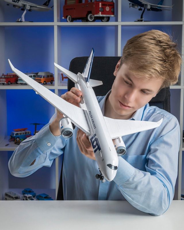 COBI Boeing 787-8 Dreamliner (1454) LOT