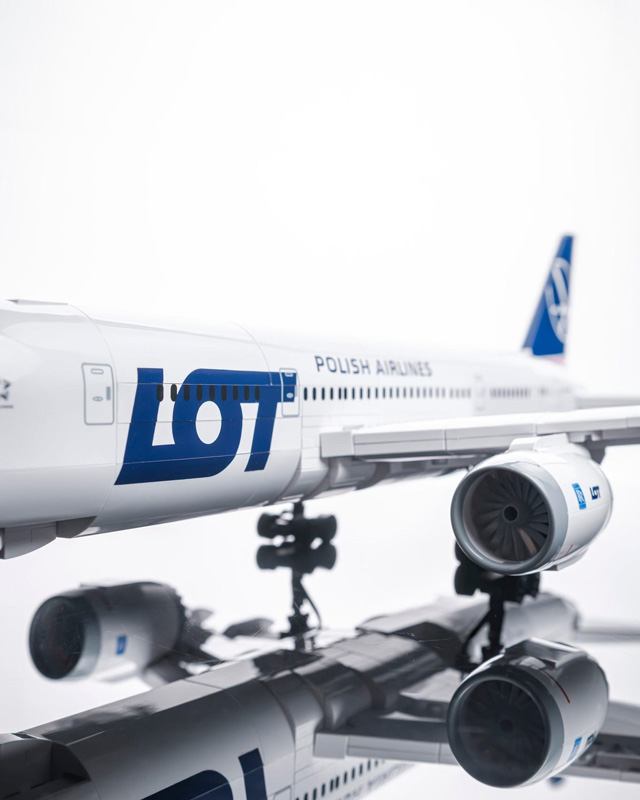 COBI Boeing 787-8 Dreamliner (1454) LOT