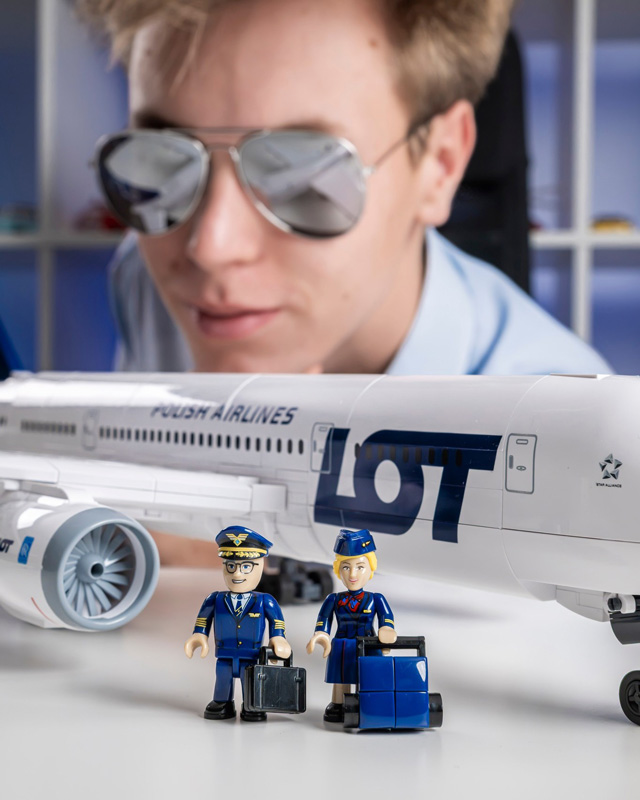 COBI Boeing 787-8 Dreamliner (1454) LOT